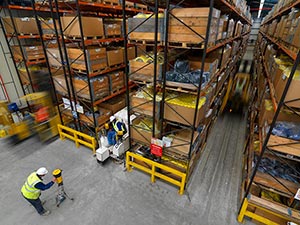 Posadzka magazynu do szlifowania laserowego - Polska